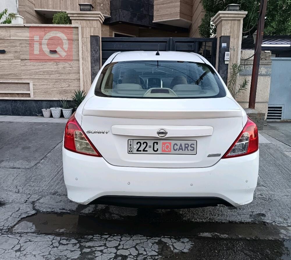 Nissan Sunny